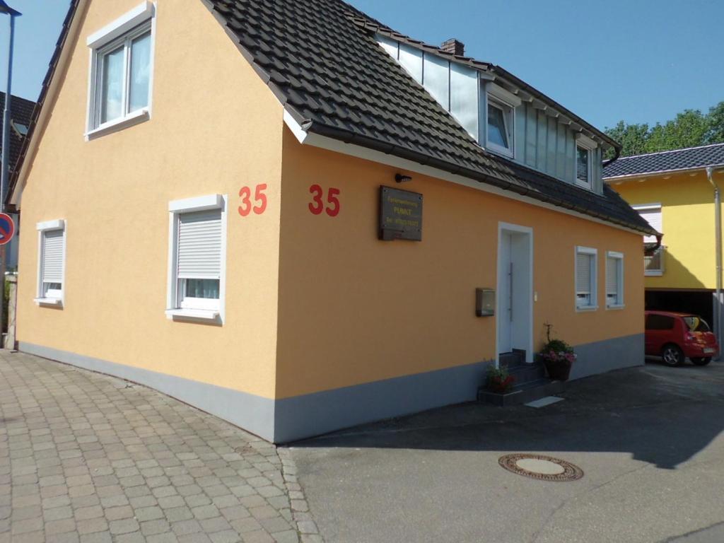 Ferienwohnung Punkt, 5 Gehminuten Vom Europa-Park ルスト 部屋 写真